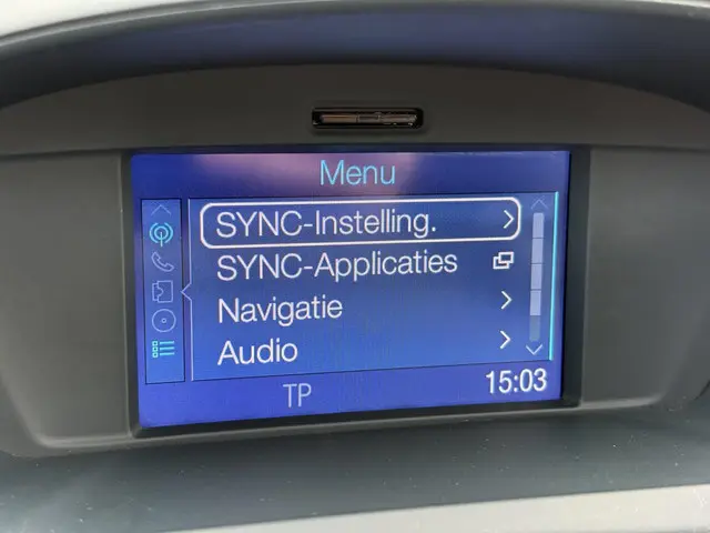 Ford C-MAX 1.0 Titanium 2013 Benzine 19