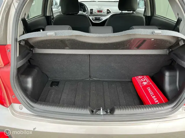 Kia Picanto 1.2 CVVT SportsLine 2015 Benzine 4