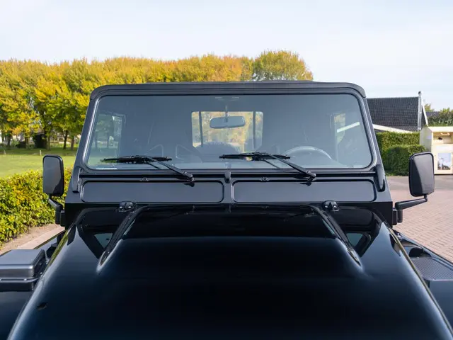 Land Rover Defender 2.2 D Soft Top 90" E 2014 Diesel 37