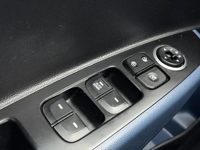 Hyundai i10 1.0i i-Motion Comfort Plus 2016 Benzine 21