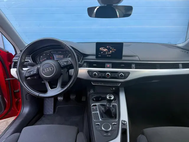 Audi A4 AVANT 2.0 TDI ultra Design Pro Line 2016 Diesel 9