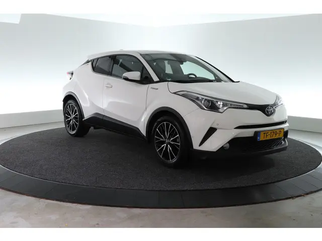 Toyota C-HR 1.8 Hybrid Executive 2018 Hybride Benzine 14