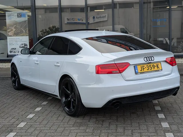 Audi A5 Sportback 1.8 TFSI Adrenalin Sport 2016 Benzine 2