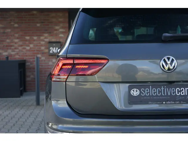 Volkswagen Tiguan 2.0 TSI 4Motion 2017 Benzine 14