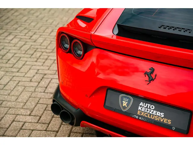 Ferrari 812 Superfast 6.5 V12 HELE 2019 Benzine 44