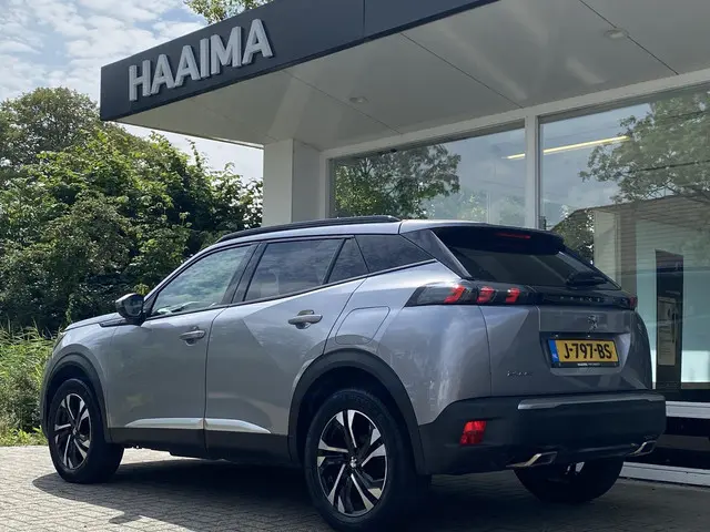 Peugeot 2008 1.2T 130pk Allure 2020 Benzine 6