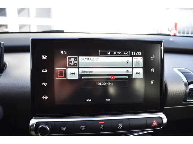 Citroën C4 Cactus PureTech 110 Shine 2015 Benzine 13