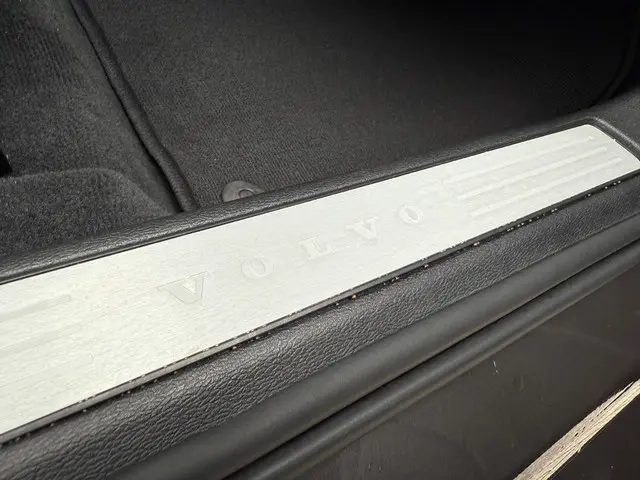 Volvo V60 2.0 B4 Plus Bright 2022 Benzine 29