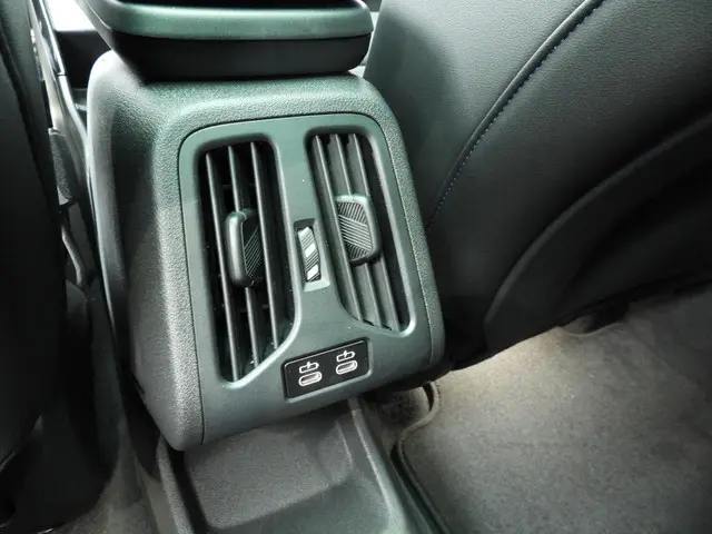 BMW X2 sDrive 20i 2026 Benzine 18