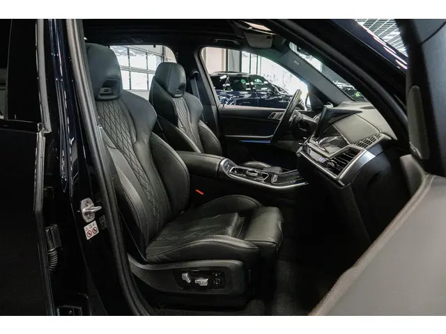 BMW X5 xDrive50e 2023 Hybride Benzine 15