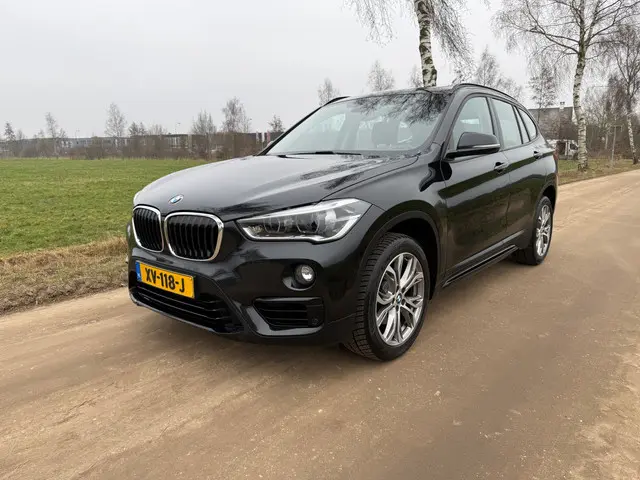 BMW X1 sDrive18i Executive Edition | 2019 Benzine