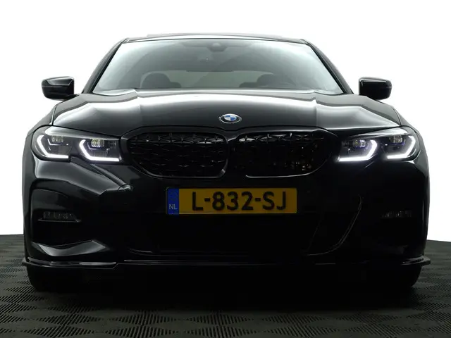 BMW 3 Serie 320e M Performance Aut- 2021 Hybride Benzine 31