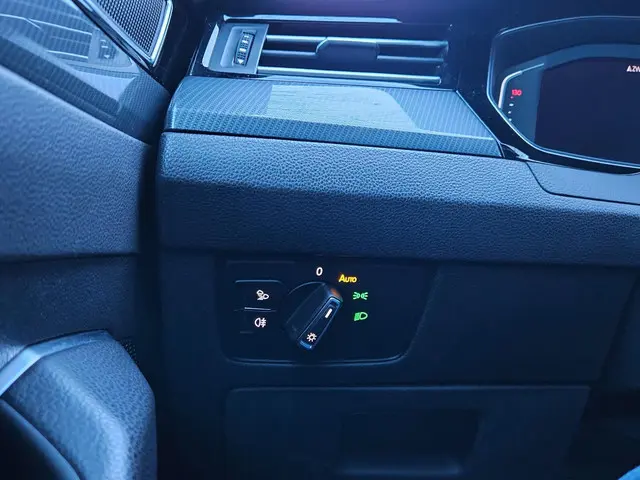 Volkswagen Arteon 2.0 TSI Business R-line 2019 Benzine 26