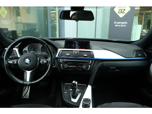 BMW 3 Serie Gran Turismo 320i Executive 2015 Benzine 15