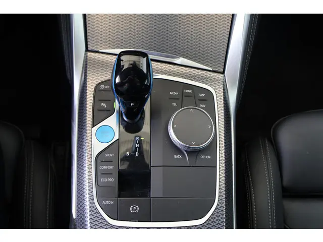 BMW i4 eDrive40 High Executive 84 kWh 2022 Elektrisch 12
