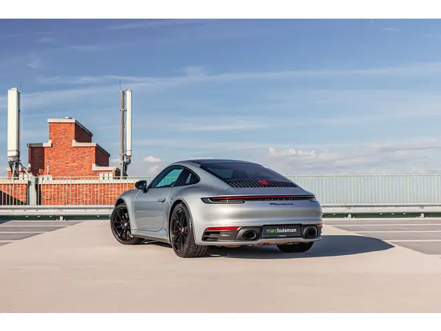 Porsche 911 3.0 Carrera 4S 2021 Benzine 17