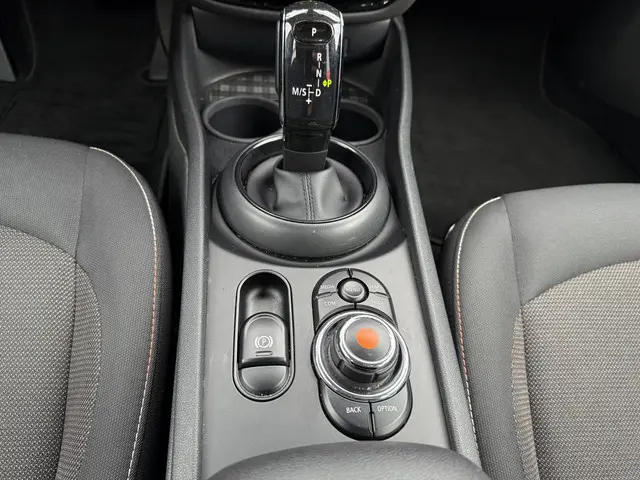 MINI Clubman Mini 1.5 Automaat Salt 2018 Benzine 9