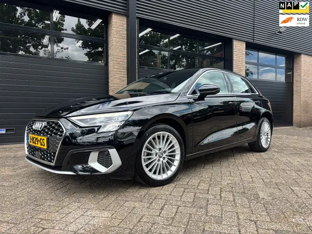 Audi A3 Sportback 35 TFSI Business edition 2020 Benzine