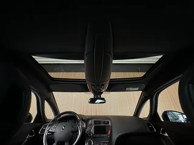 DS DS 5 1.6 THP Business Executive 2015 Benzine 14