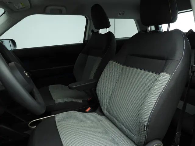 MINI 3-Deurs Cooper E 2024 Elektrisch 7