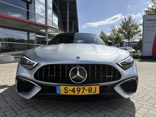 Mercedes-Benz SL Roadster AMG 63 4MATIC+ 2022 Benzine 25