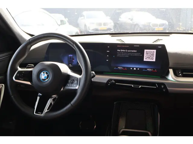BMW iX1 eDrive20 2025 Elektrisch 10