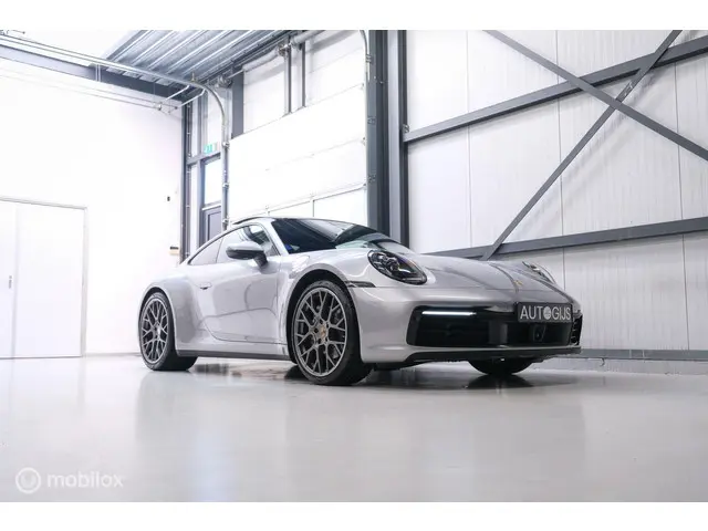 Porsche 911 3.0 Carrera 2020 Benzine 22