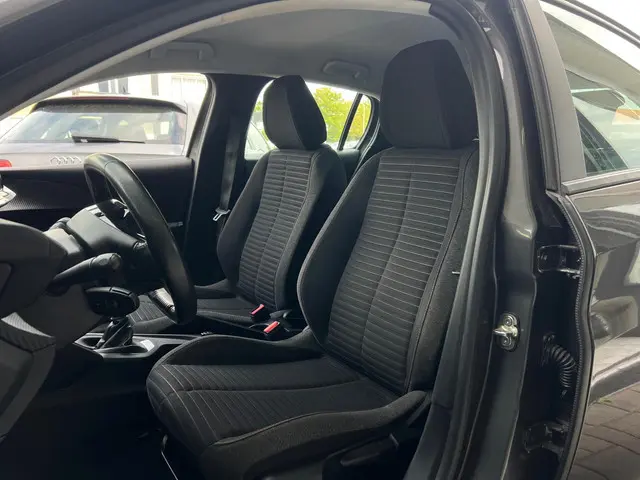 Peugeot 208 1.2 PureTech Allure Pack 2021 Benzine 5