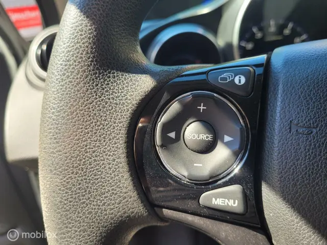 Honda Civic 1.4 Comfort cruise/clima/trekhaak 2014 Benzine 19