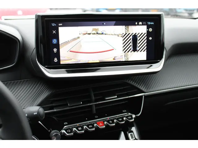 Peugeot 208 1.2 PureTech 75 Style 2025 Benzine 25