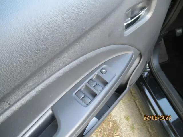 Mitsubishi Space Star 1.2 Intense+ 2014 Benzine 11