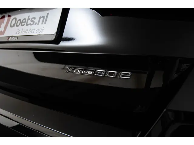 BMW X1 xDrive30e 2024 Hybride Benzine 55