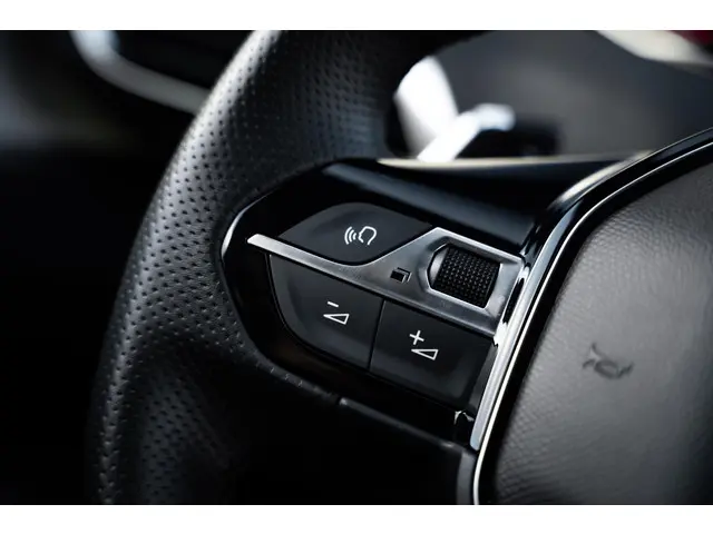 Peugeot 5008 GT 2024 Benzine 31