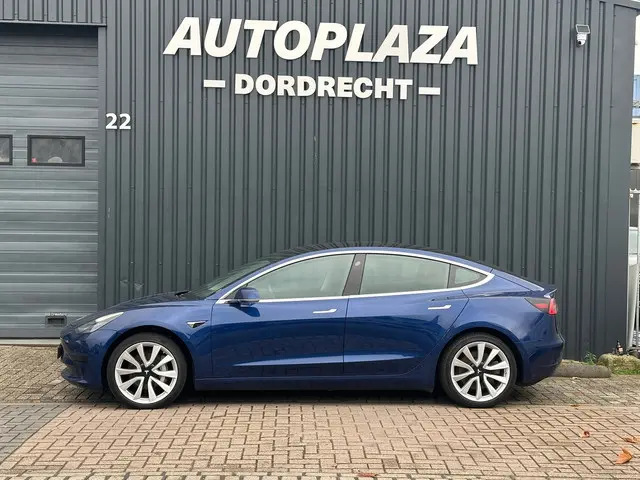Tesla Model 3 Standard RWD Plus 60 kWh 2019 Elektrisch 4