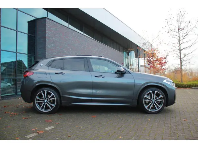 BMW X2 XDrive25e High Executive 2020 Hybride Benzine 4