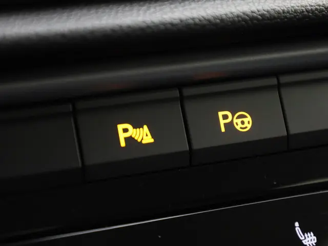 Volkswagen T-Roc 1.0TSI/116PK Life 2025 Benzine 23