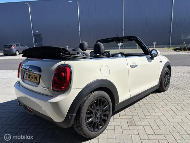 MINI Cooper Cabrio 1.5 Chili 2019 Benzine 6