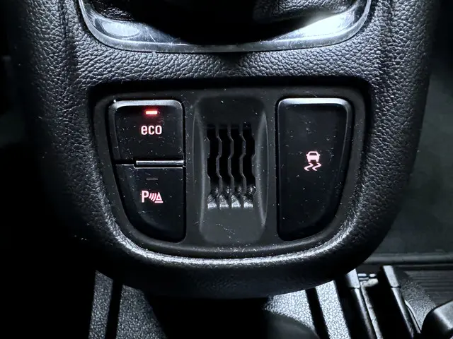 Opel Zafira Tourer 1.4 Cosmo 2013 Benzine 29