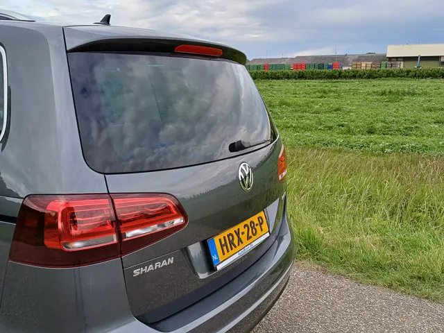 Volkswagen Sharan 2.0 TSI Highline 7 Pers. 2016 Benzine 18