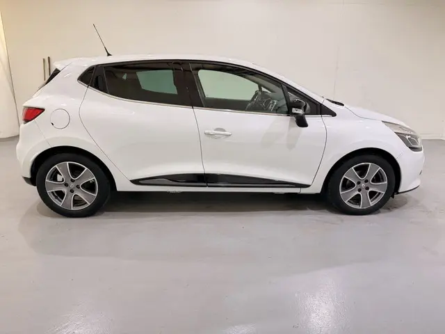 Renault Clio HB 0.9 TCe 90 Night&Day 2015 Benzine 18
