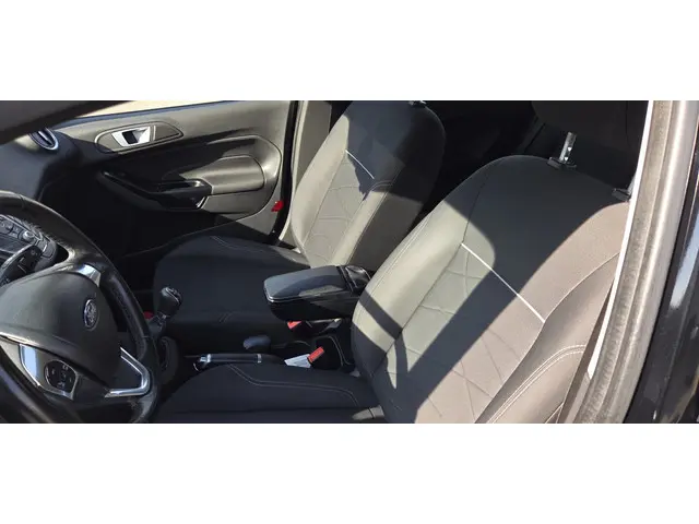 Ford Fiesta 1.0 EcoBoost Titanium 2016 Benzine 8