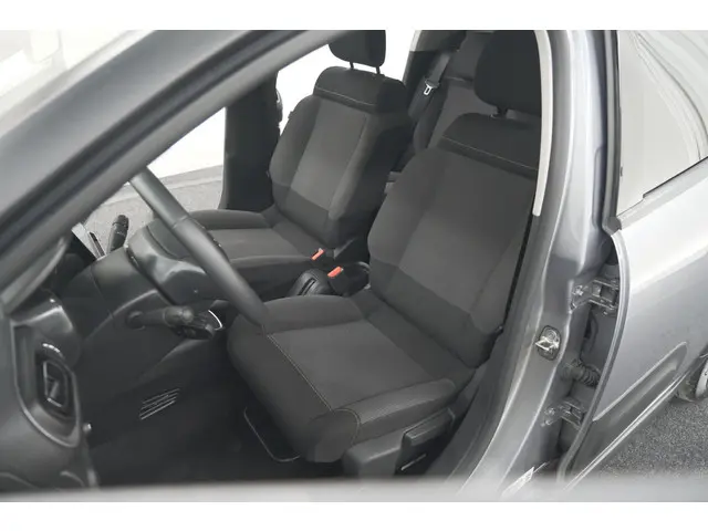 Citroën C3 PureTech 110 EAT6 Max 2024 Benzine 24