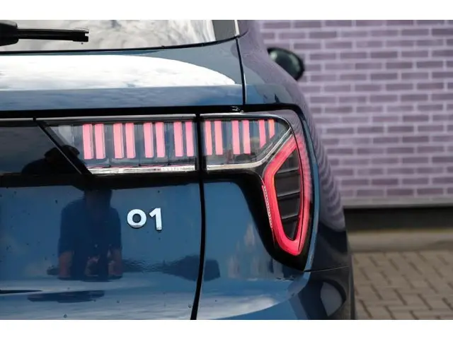 Lynk & Co 01 PHEV 2022 Hybride Benzine 15