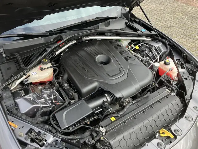 Alfa Romeo Giulia 2.2 Eco Business Super 2018 Diesel 4