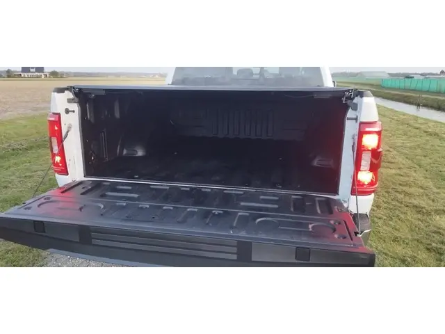 Ford F-150 CrewCab 4X4 Ecoboost 6-persoons 2021 Benzine 28