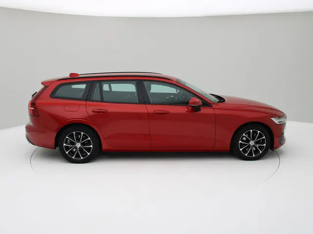 Volvo V60 2.0 B3 Momentum Advantage 2021 Hybride Benzine 7