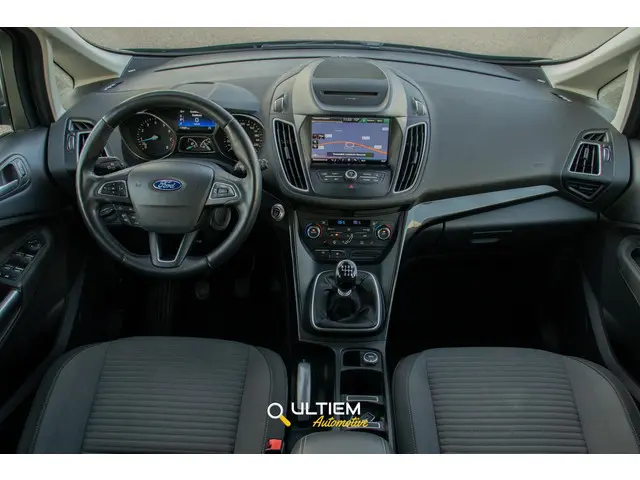Ford C-MAX 1.5 Titanium 2015 Benzine 8