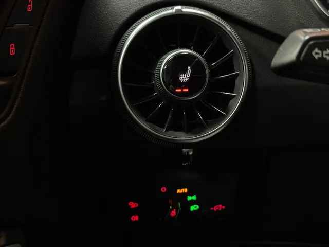 Audi TT 40 TFSI|S-LINE|COMPETITION|AUT|NAV 2019 Benzine 31