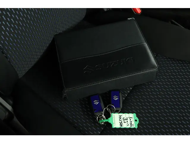 Suzuki Ignis 1.2 Smart Hybrid Style 2024 Benzine 11