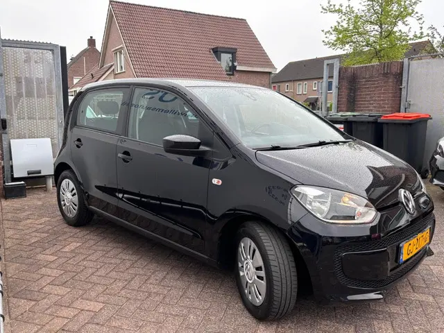 Volkswagen up! 1.0 move up! BlueM. 2015 Benzine 9